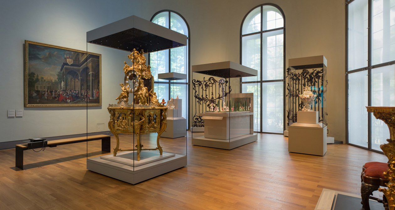 museum showcase