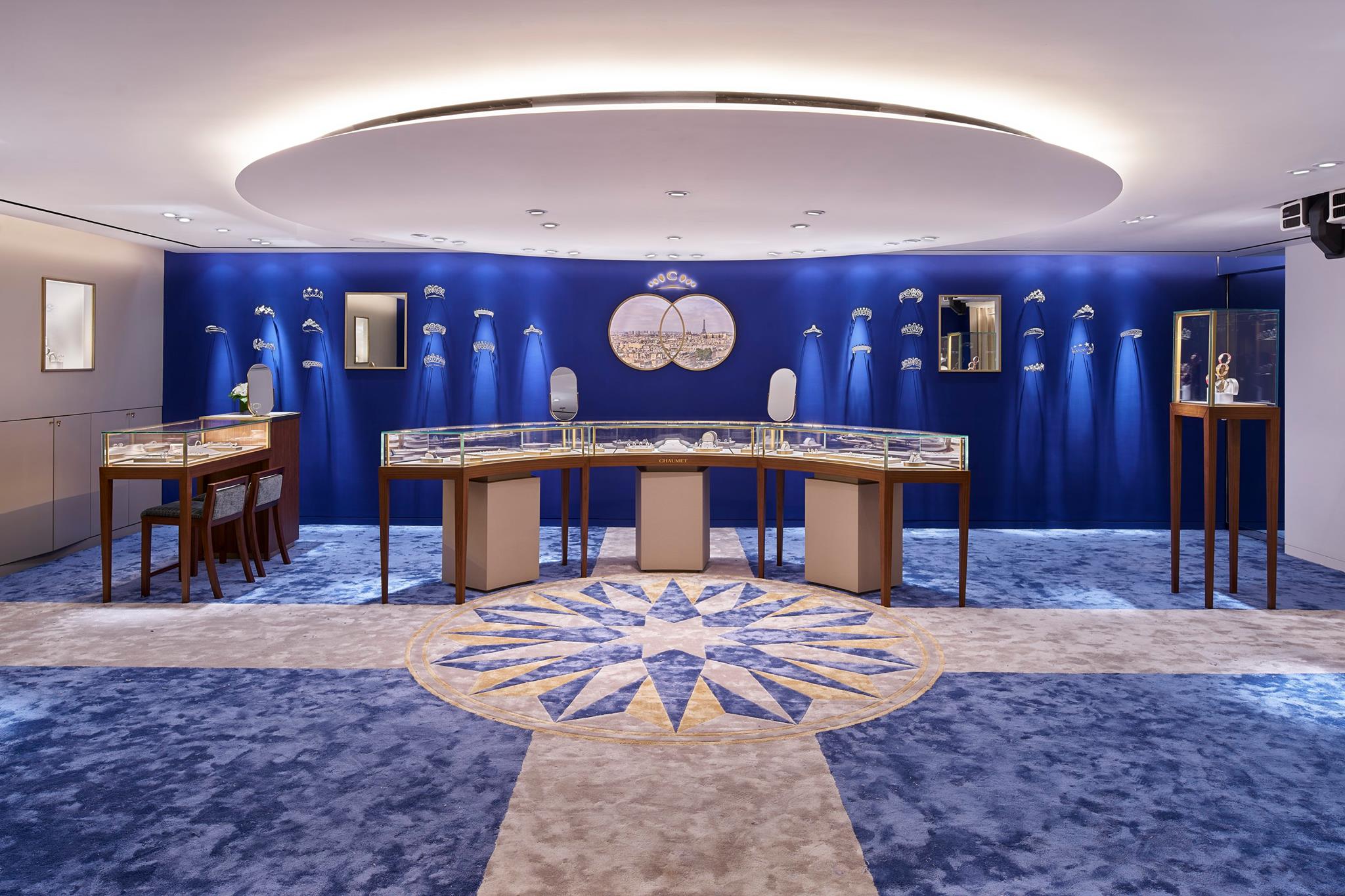 How to display jewelry in the store is the most suitable