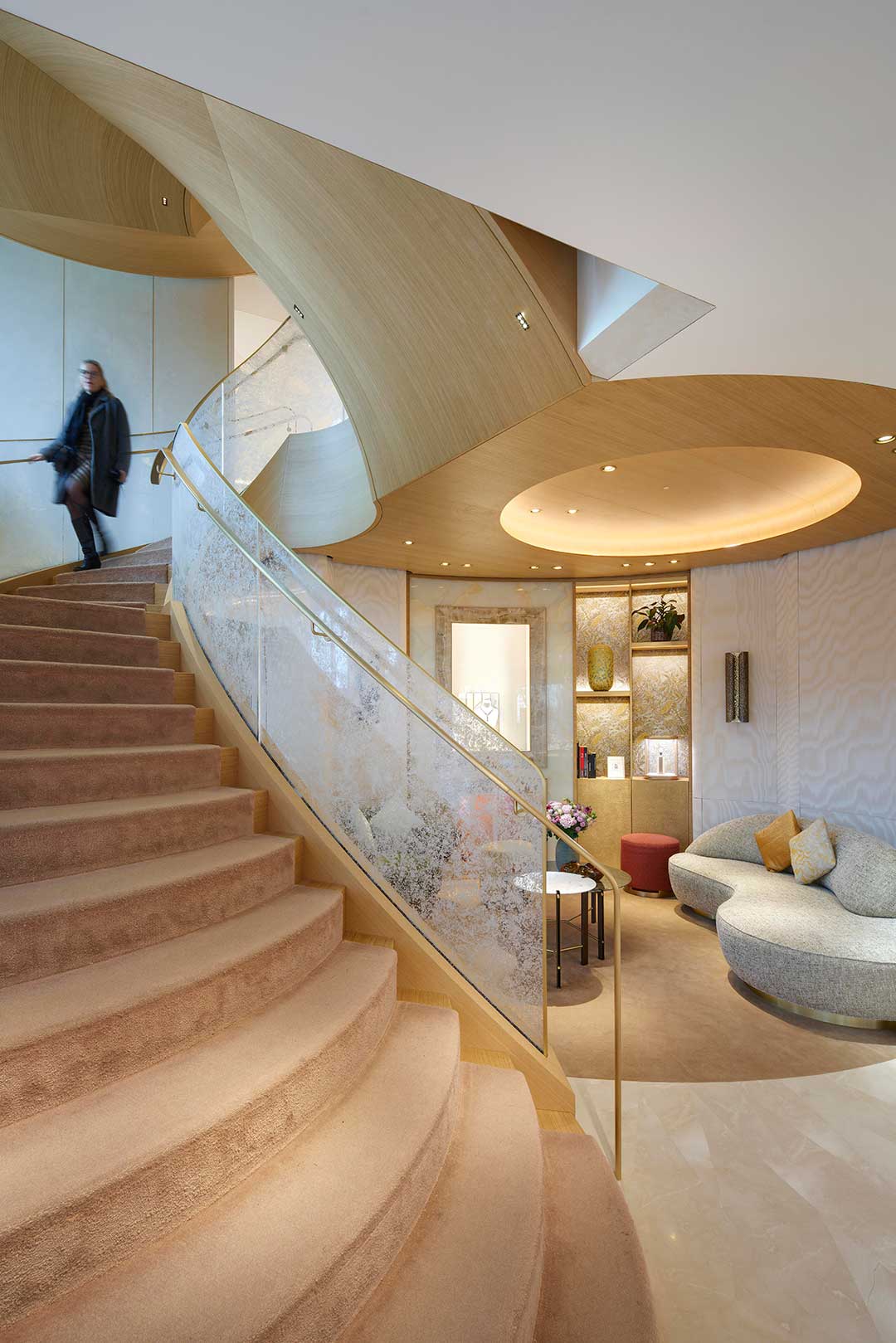 Cartier boutique store in Geneva redesigned and upgraded (8)
